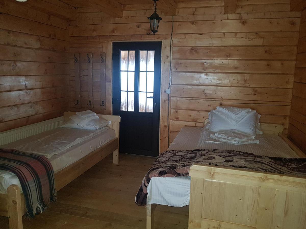 Tulean Cabin Sacel  Exterior photo